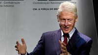 Presiden Amerika Serikat ke-42, Bill Clinton juga mengidap asma. Ia tidak pernah membiarkan asma mencegahnya untuk mengambil bagian dalam kegiatan politik. Foto: AFP Photo/Evaristo Sa