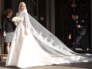 Inspirasi Gaun Pengantin dari 7 Selebriti yang Menikah di 2015