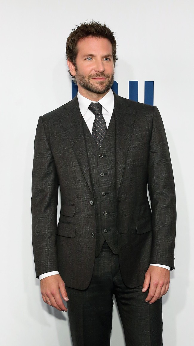 Bradley Cooper di usia 42 tahun masih terlihat muda dan tampan.  Foto: Getty