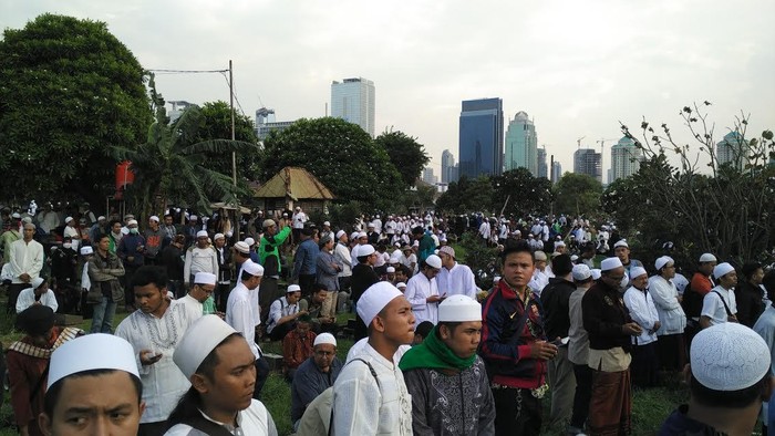 FPI Janji Tak Akan Sweeping Tempat Hiburan Malam di Bulan Puasa