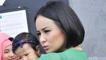 Joanna Alexandra dan Putrinya yang Mungil