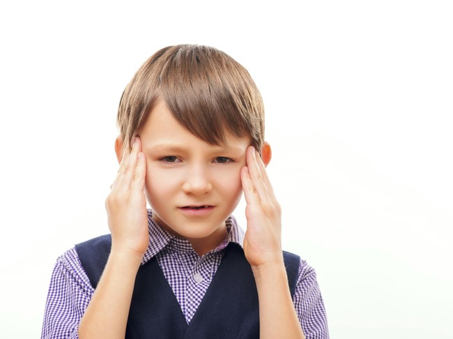 Anak Sering Mengeluh Sakit Kepala? Lakukan Hal Ini