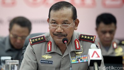 Polri Paparkan Kinerja Tahun 2015