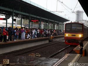 KRL Jabodetabek Buka Lowongan Kerja, Cek Syaratnya di Sini