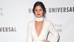 10 Gaya Seksi Selena Gomez di 2015, Mana yang Paling Curi Perhatian?