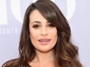 Punya Banyak Bulu, Lea Michele Harus Rutin Cukur Kumis