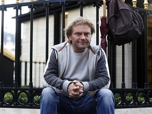 Eksklusif! Intip Wawancara Bareng Jean-Marie Roughol Si Penulis-Tunawisma