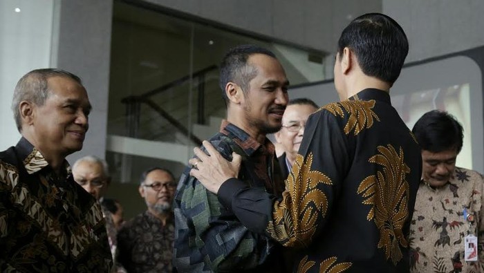 Kisah dari Peresmian Gedung Baru KPK, Saat Jokowi Bertemu Abraham Samad dan BW