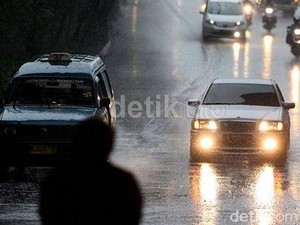 BMKG: Curah Hujan Meningkat, Waspadai Bencana Alam