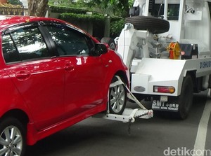 Sudinhub Jaksel Derek Angkot yang Suka Ngetem Seenaknya di Lenteng Agung