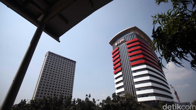 Para Tersangka yang Kalah Lawan KPK karena Praperadilan Digugurkan