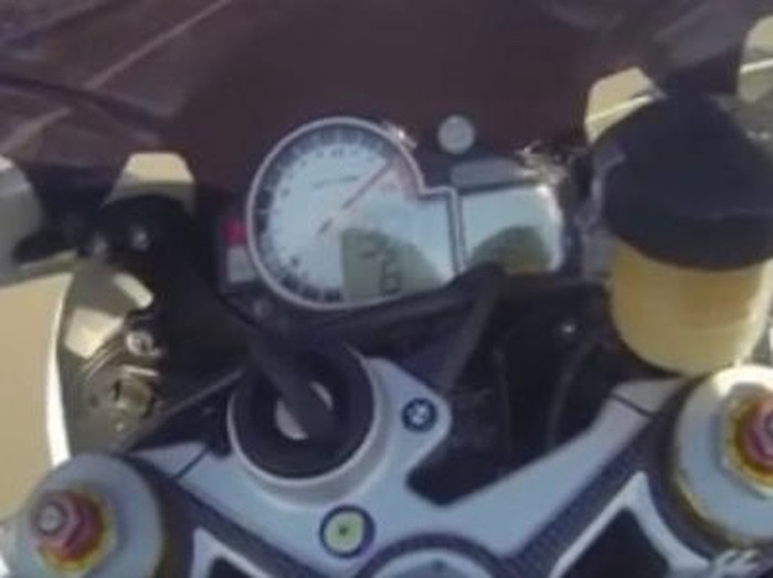 Keren, BMW S1000RR Tembus 322 Km/Jam