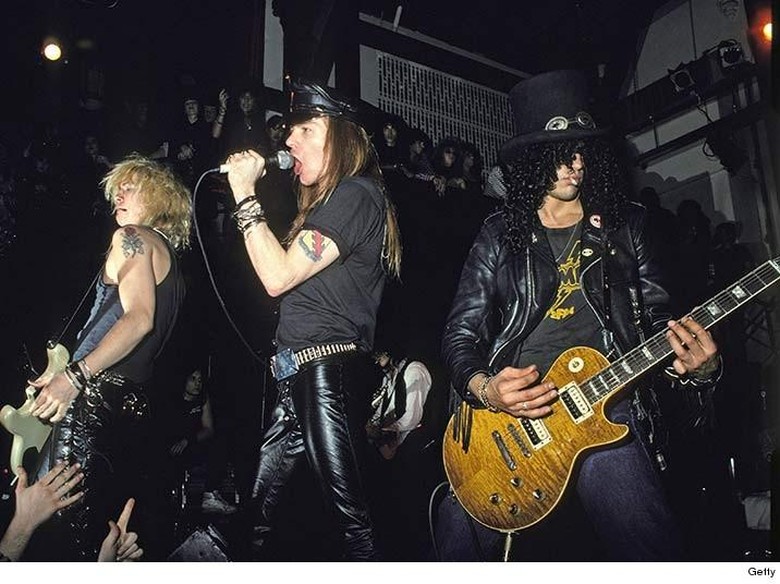Semua Kategori Tiket Konser GNR Masih Tersedia Semua Kategori Tiket Konser GNR Masih Tersedia