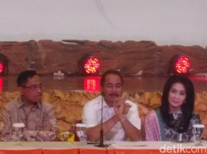 Tahun 2015 Akan Berakhir, Menpar Optimistis Target 10 Juta Wisman Tercapai