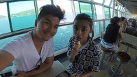 Glenn dan Chelsea mengunggah foto-foto liburan mereka di akun Instagram masing-masing. (Instagram/chelseaoliviaa)