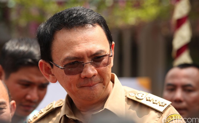Ahok: Saya Mau Beri Orang Jakarta Naik Bus Murah