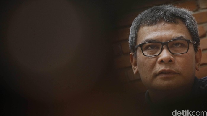 Johan Budi Ikut Melayat di Rumah Pramono Anung