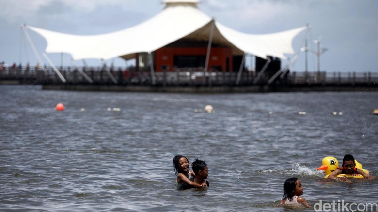 Pantai Ancol Wisata Air Seru Di Utara Jakarta Pantai Ancol Wisata Air Seru Di Utara Jakarta