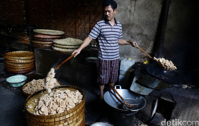Kriuk Renyah Rengginang, Camilan Idul Fitri yang Punya 5 Fakta Menarik