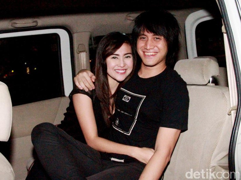 Foto: Vicy Melanie dan Kevin Aprilio (Gus Mun/detikHOT) Foto: Vicy Melanie dan Kevin Aprilio (Gus Mun/detikHOT)