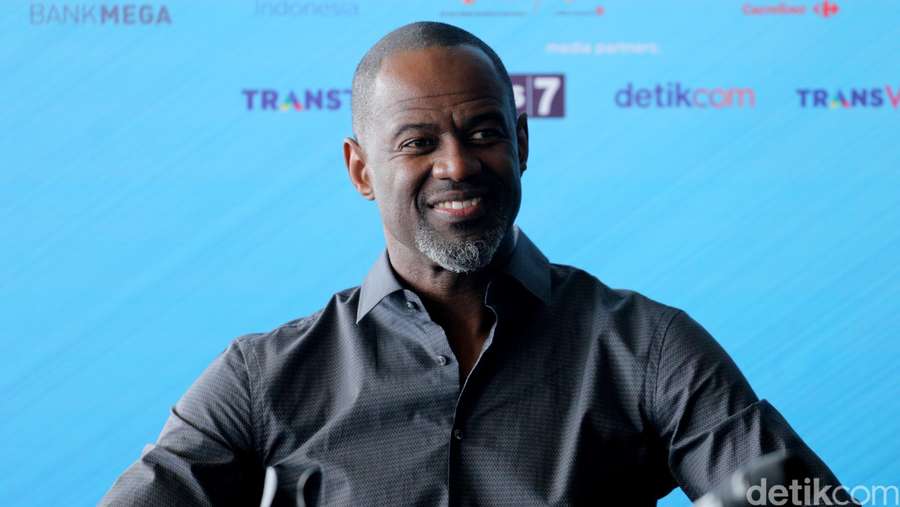 Brian McKnight Siap Rayakan Tahun Baru di Bandung