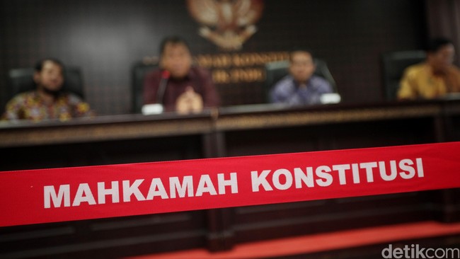 Babak Baru UU TNI Kini Digugat ke MK