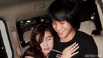 Love is in the Air! Kevin Aprilio dan Pacar Peluk-pelukan