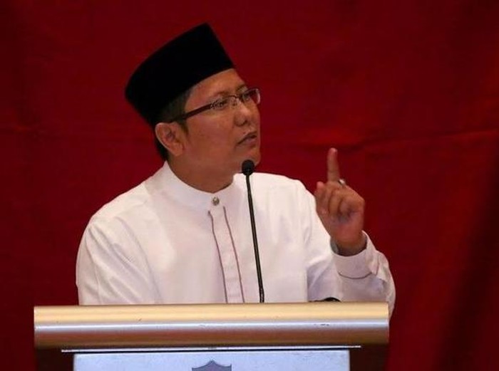 Kyai Cholil Nafis