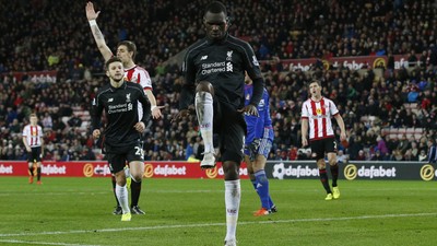 Gol Tunggal Benteke Menangkan Liverpool