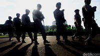 Sekitar 1.300 pasukan gabungan ini akan mengamankan jalannya perayaan pergantian tahun di kawasan Monas hingga Bundaran Hotel Indonesia.