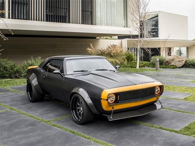 Bumblebee Age of Extinction Milik Michael Bay Dilelang, Ada yang Berani Beli?