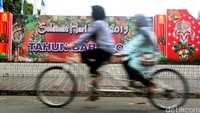 Puncaknya, malam pergantian tahun akan dimeriahkan dengan pertunjukan kembang api spektakuler.
