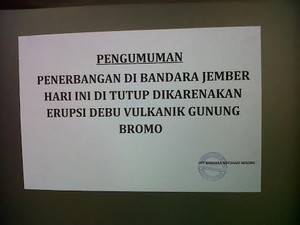 Bandara Notohadinegoro Ditutup Akibat Erupsi Gunung Bromo