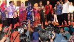 Kemeriahan Tahun Baru di Gedung Grahadi Surabaya