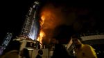 Kebakaran Landa Gedung Tinggi di Dekat Burj Khalifa