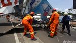 Baliho Tumbang di Jalan Kapten Tendean Mampang