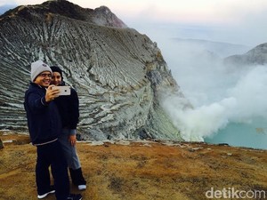 Liburan Tahun Baru di Kawah Ijen, Anas Jaring Aspirasi Wisatawan
