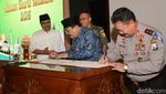 Kemeriahan Tahun Baru di Gedung Grahadi Surabaya