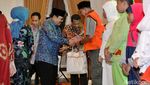 Kemeriahan Tahun Baru di Gedung Grahadi Surabaya