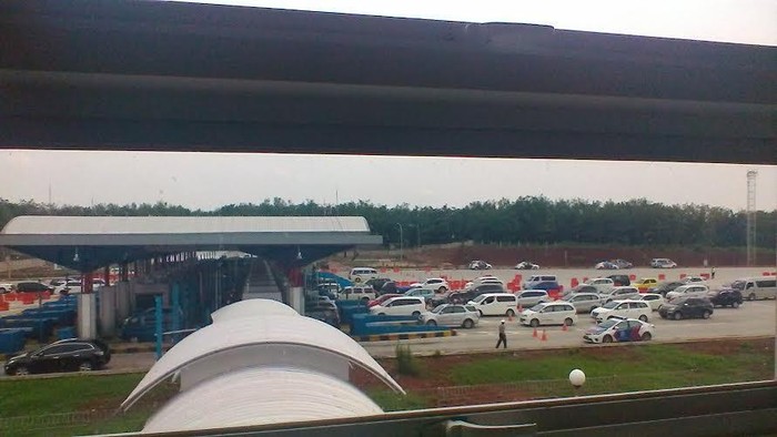 Tol Cikampek Terpantau Lancar di Dua Arah