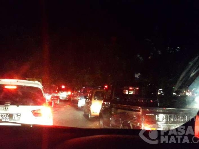 Lalu Lintas Puncak Macet, Pengendara Tempuh 8 Km dalam 3 Jam