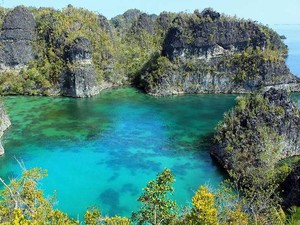 Unik! Ada Laguna Berbentuk Bintang di Raja Ampat