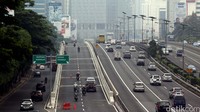 Flyover Kuningan sisi selatan sepanjang 581 meter dan lebar 9 meter dibuka pada Desember 2015. Pebangunannya dimulai pada 2014 dengan menelan biaya sekitar Rp 137 miliar. (Rachman Haryanto/detikcom).