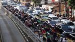 Usai Liburan, Mampang Kembali Macet