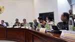 Jokowi Kumpulkan Menteri Bahas Kereta Cepat