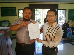 Istri Pelaku Pengrusakan Tambang Emas Banyuwangi Gugat Polda Jatim