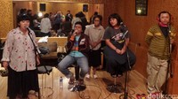 Konser Sinestesia merupakan pesta milik ERK dalam rangka menyambut lahirnya album ketiga yang bertajuk sama.