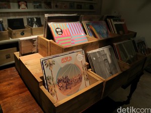 Rilisan Fisik di Putaran Zaman