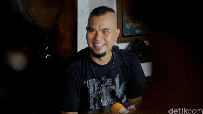 Dhani Sebut Mulan Bisa Gantikan Maia dalam Urusan Ranjang