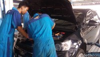 Chevrolet Andalan dapat menerima 15-20 mobil setiap harinya untuk perawatan. 